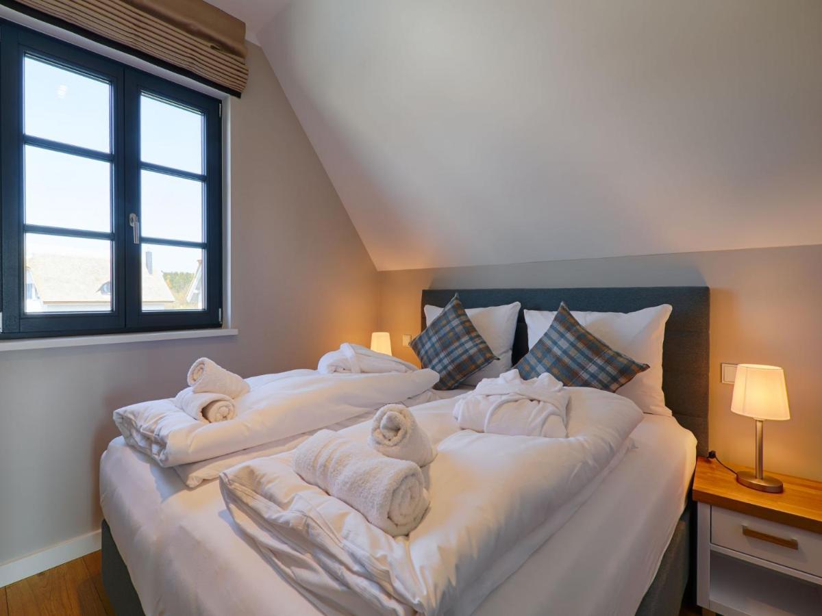 Reetland Am Meer - Premium Reetdachvilla Mit 3 Schlafzimmern, Sauna Und Kamin F23 Dranske Exterior photo